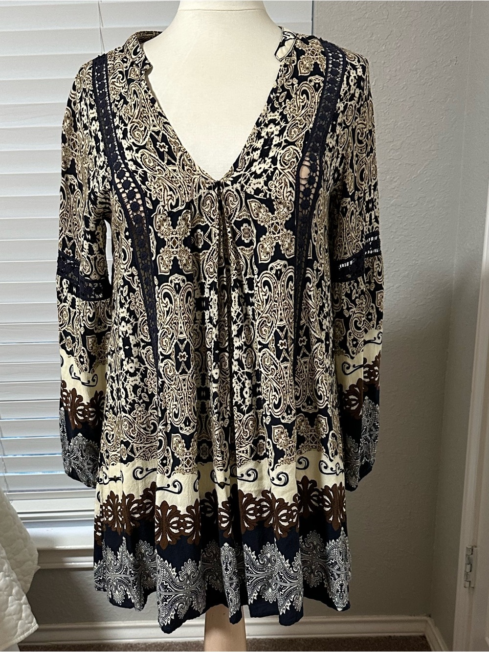 Boho Paisley V-Neck Tunic Dress in Navy and Cream